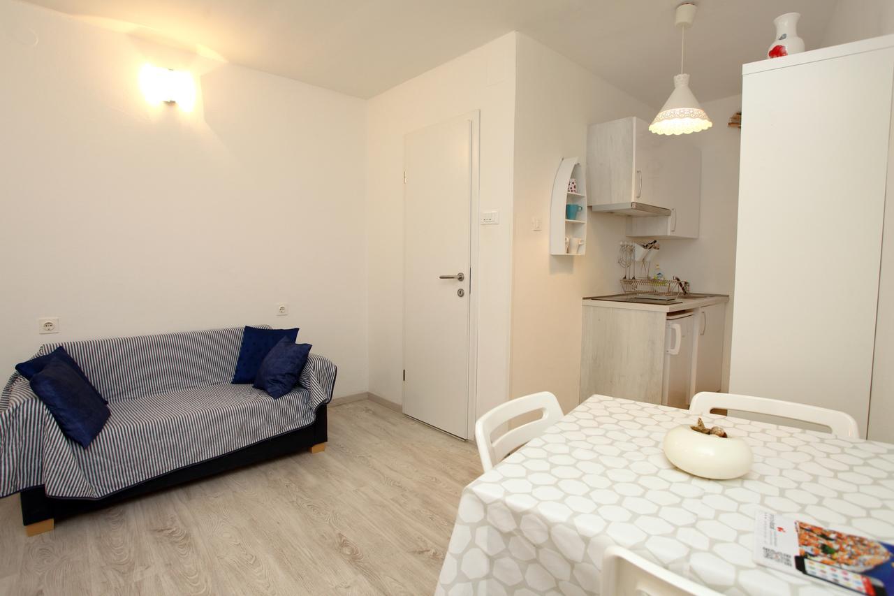Apartma Mery Πιράν Εξωτερικό φωτογραφία